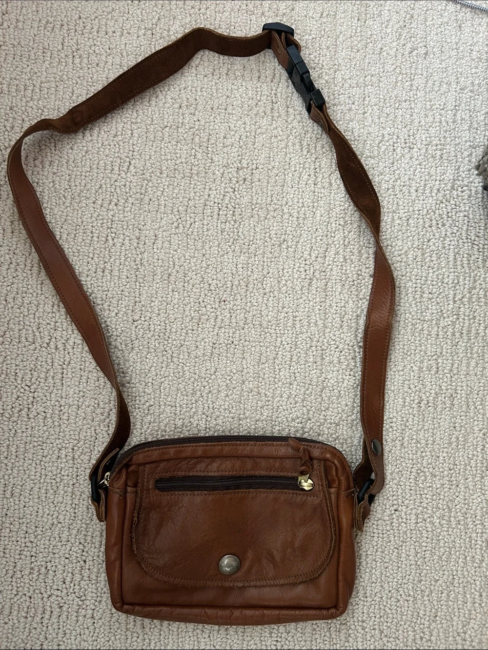 Down Home Brown Leather Pouch With Three Compartments and Adjustable Strap - Picture 6 of 8